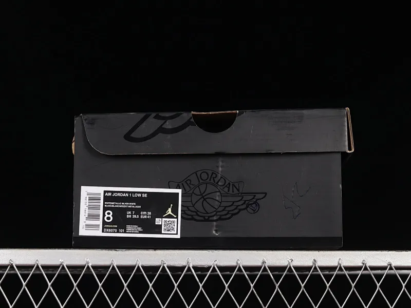 All categories Air Jordan Jordan series basketball shoes Air Jordan 1 Low Air Jordan 1 Low "Tear-Away" AJ1 AJ1 Joe 1 white laser Tear-Away low-top basketball shoes DX6070-101